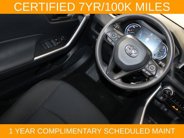Used 2024 Toyota RAV4 LE AWD/4WD image 15