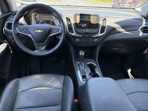 Used 2018 Chevrolet Equinox LT FWD image 23