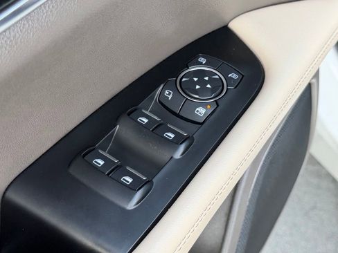 Used 2022 Lincoln Nautilus Reserve image 15