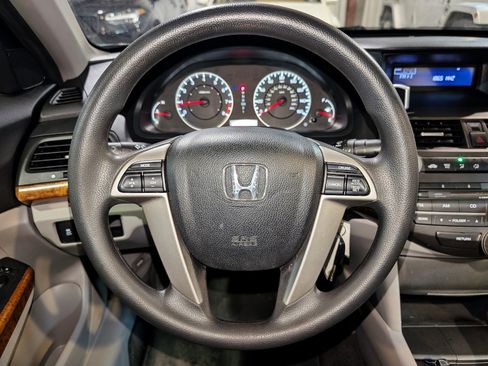 Used 2011 Honda Accord EX image 30