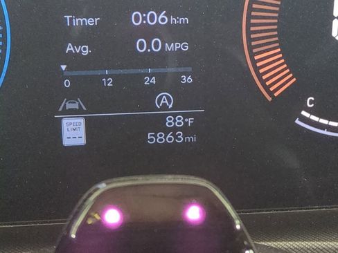 Certified 2025 Hyundai Santa Fe XRT image 37