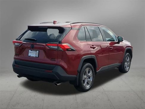 Used 2023 Toyota RAV4 XLE w/ Convenience Package image 6