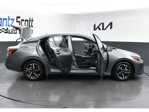 Used 2024 Nissan Sentra SV image 36