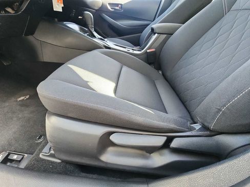 Used 2023 Toyota Corolla LE image 13