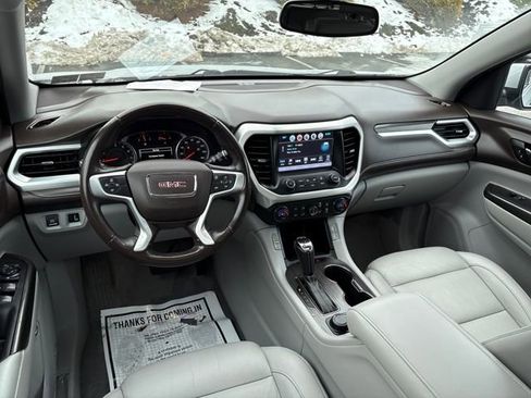 Used 2019 GMC Acadia SLT image 11