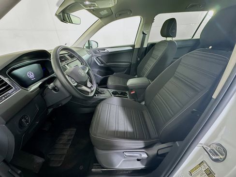 Used 2024 Volkswagen Tiguan S image 13