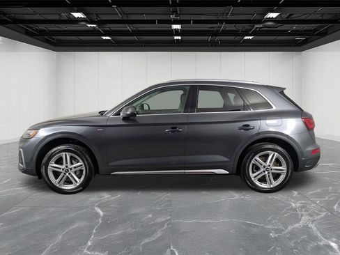 Used 2021 Audi Q5 e Premium Plus image 2