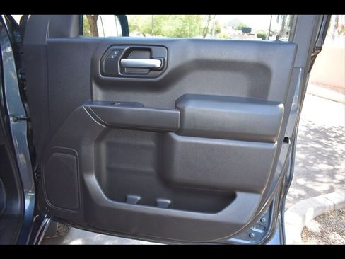 Used 2020 Chevrolet Silverado 1500 Custom Trail Boss image 36