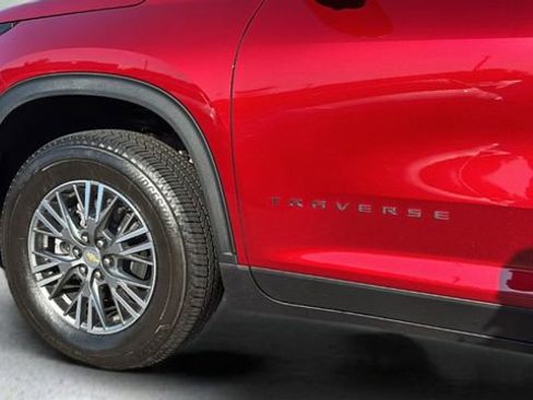 New 2025 Chevrolet Traverse LT w/ Driver Confidence Package image 33