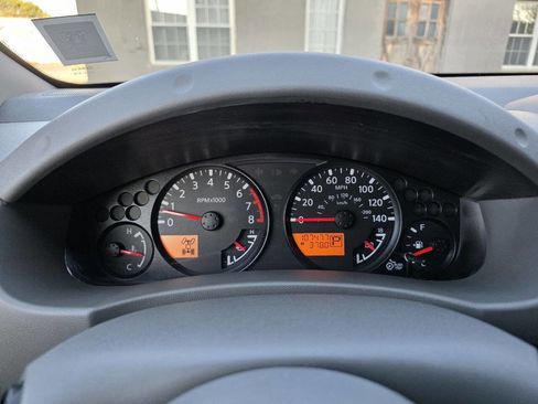 Used 2016 Nissan Frontier SV image 17