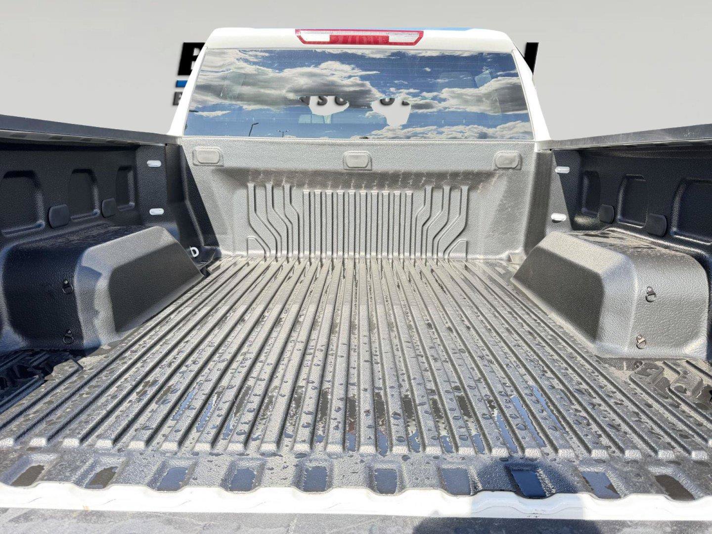 Used 2025 GMC Sierra 1500 SLT AWD/4WD image 32