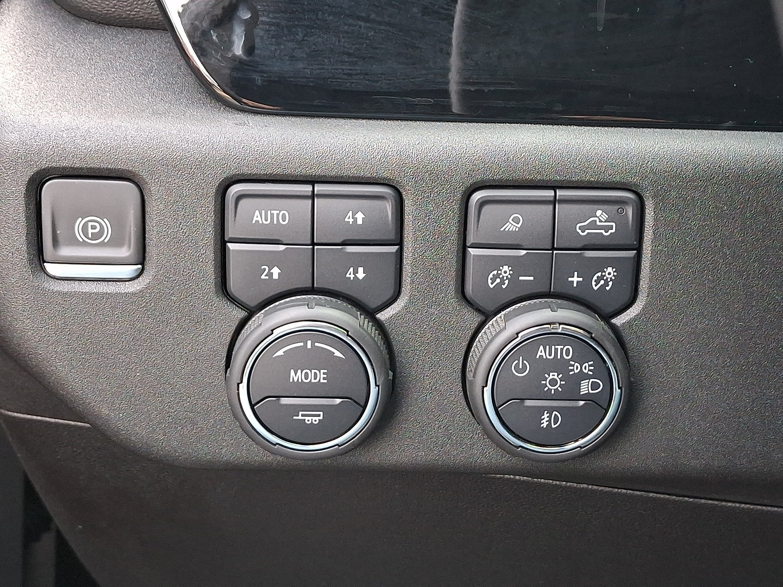 Used 2024 Chevrolet Silverado 2500 ZR2 AWD/4WD image 26