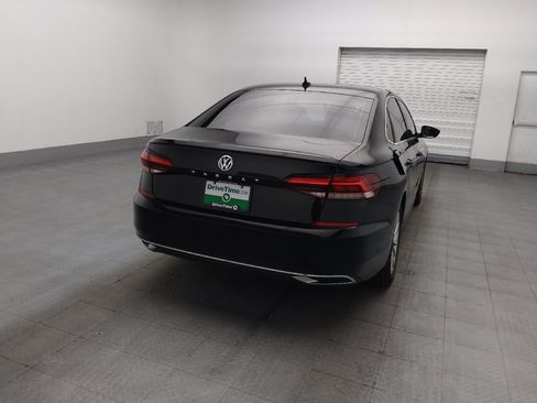 Used 2020 Volkswagen Passat 2.0T SE FWD image 7