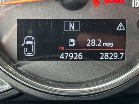 Used 2019 MINI Cooper 2-Door Hardtop image 27