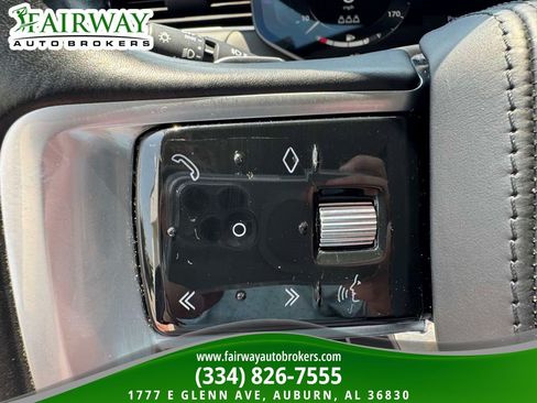 Used 2023 Land Rover Range Rover SE AWD/4WD image 18
