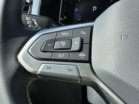 Used 2023 Volkswagen Atlas Cross Sport SE image 16