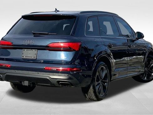 Certified 2025 Audi Q7 3.0T Premium Plus image 13
