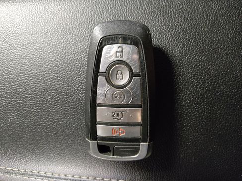 Used 2023 Ford Escape Active image 32