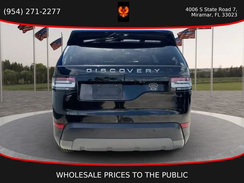 Used 2019 Land Rover Discovery SE AWD/4WD image 4