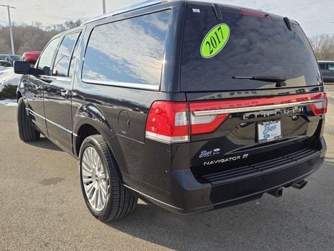 Used 2017 Lincoln Navigator L Select image 16