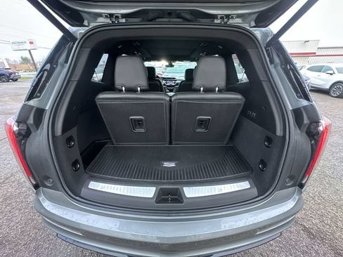 Used 2023 Cadillac XT6 Sport w/ Technology Package AWD/4WD image 25