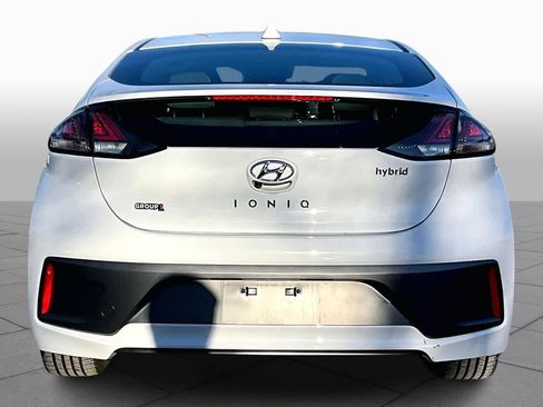 Used 2022 Hyundai Ioniq SEL image 5