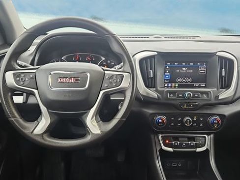 Used 2022 GMC Terrain SLE w/ Driver Convenience Package image 9