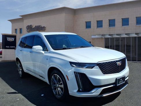 Certified 2021 Cadillac XT6 Premium Luxury image 3