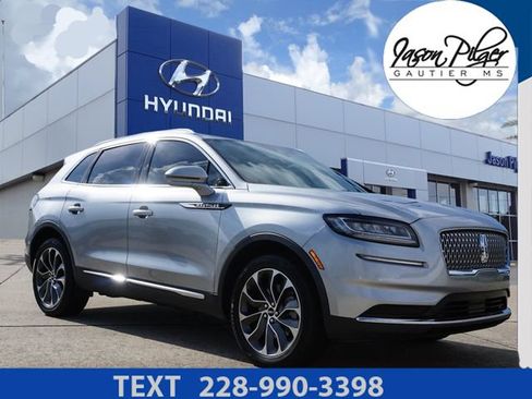 Used 2022 Lincoln Nautilus Reserve FWD image 1