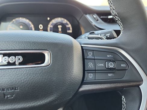 New 2026 Jeep Grand Cherokee L Limited w/ Limited Altitude Package image 13