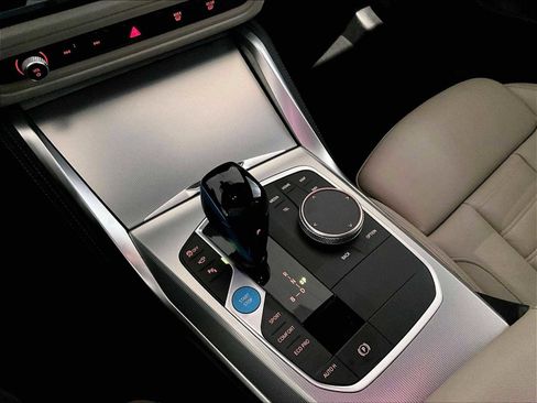 Used 2022 BMW i4 eDrive40 w/ M Sport Package image 20