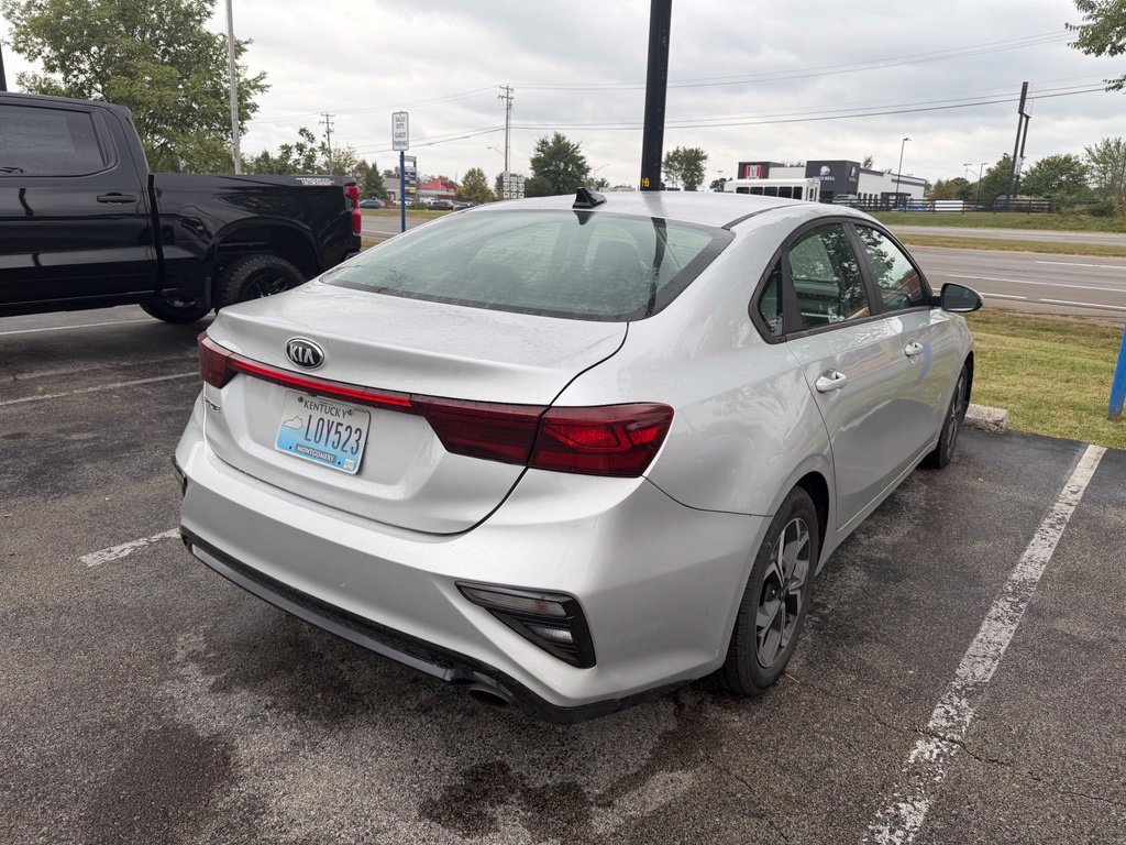 Used 2020 Kia Forte LXS FWD image 3