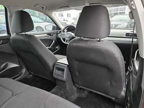 Used 2014 Volkswagen Passat 1.8T S image 14