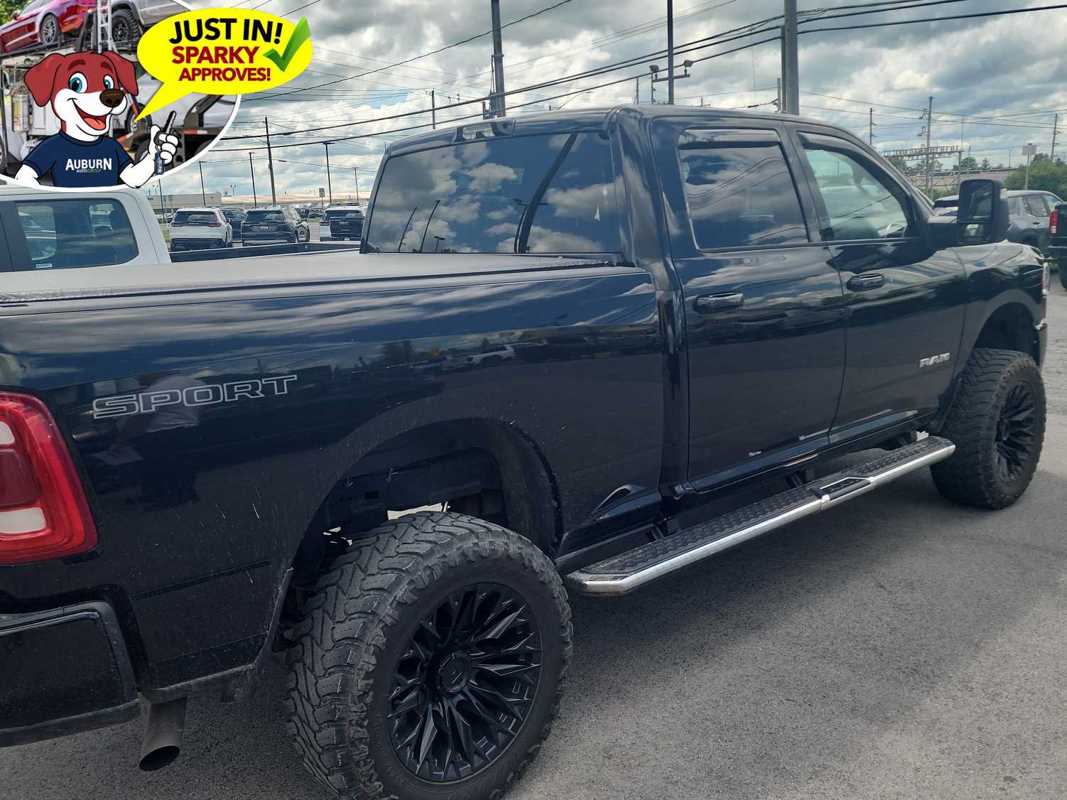 Used 2024 RAM 2500 Big Horn w/ Sport Appearance Package AWD/4WD image 2