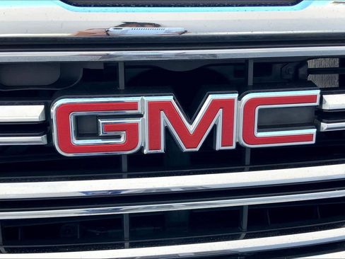 Used 2018 GMC Sierra 1500 SLT w/ Enhanced Driver Alert Package RWD image 29