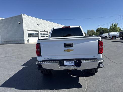 Used 2015 Chevrolet Silverado 1500 LT AWD/4WD image 4