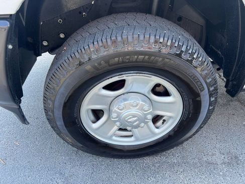Used 2023 RAM 2500 Tradesman AWD/4WD image 19