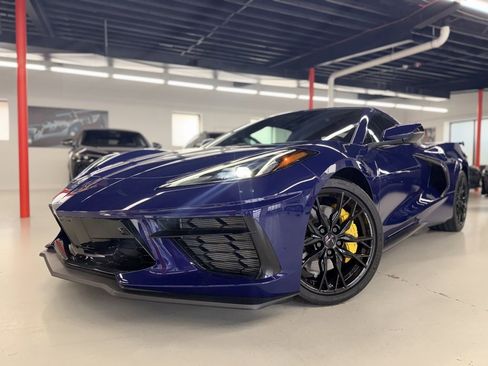 Used 2025 Chevrolet Corvette Stingray Premium Cpe w/ Z51 Performance Package image 2