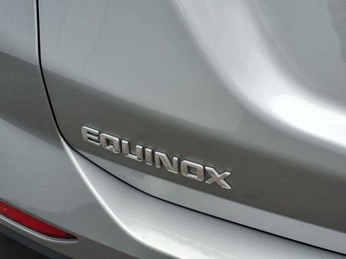 Certified 2024 Chevrolet Equinox LT AWD/4WD image 18