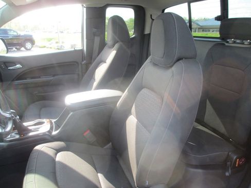 Used 2022 GMC Canyon Elevation image 16