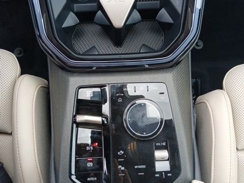 New 2025 BMW X3 xDrive30i w/ Convenience Package image 21