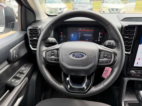 Used 2024 Ford Ranger XLT RWD image 17