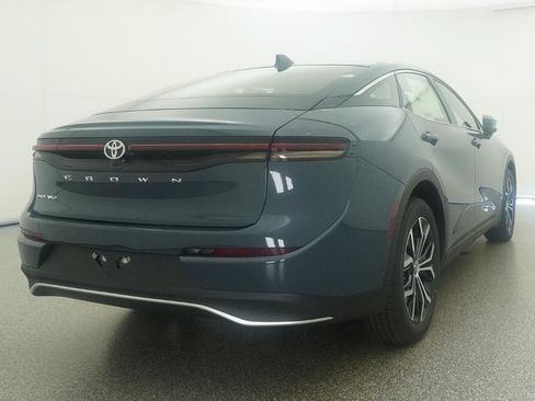 New 2026 Toyota Crown AWD/4WD image 21