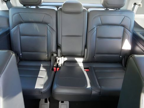 Used 2025 Lincoln Navigator Reserve AWD/4WD image 16