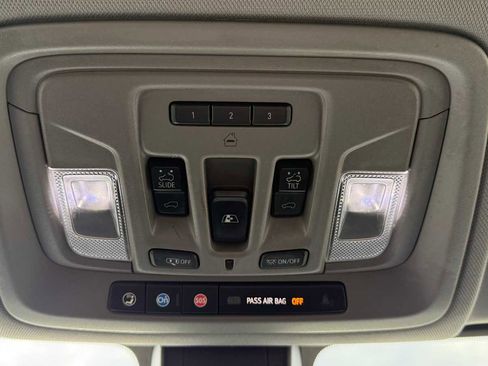 Used 2019 GMC Sierra 1500 Denali w/ Denali Ultimate Package image 25