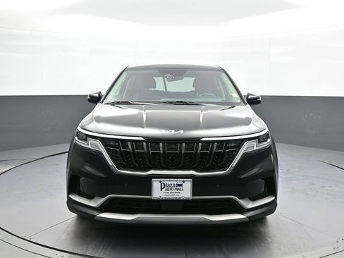 Certified 2023 Kia Carnival EX image 2