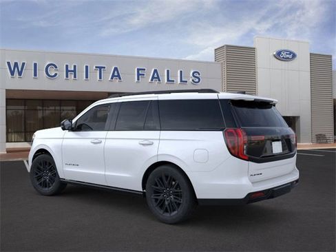 New 2026 Ford Expedition Platinum image 4