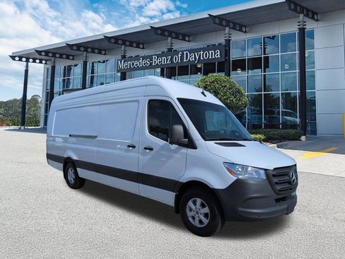 New 2026 Mercedes-Benz Sprinter 2500 image 2