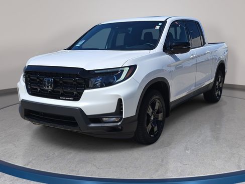 Used 2024 Honda Ridgeline Black Edition image 1