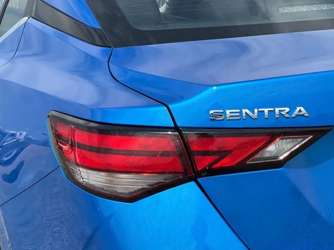 Used 2025 Nissan Sentra SV FWD image 33